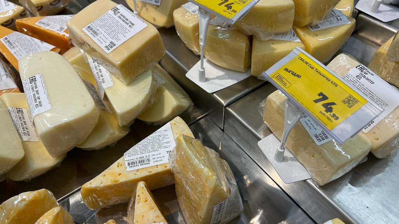 Главная картинка новости: Шокирующая проверка сыров с белой плесенью: эксперты Роскачества обнаружили опасные бактерии в популярных марках