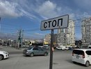 Новороссийск в раскопах: водители и пешеходы месяцами не могут пройти по улицам города