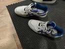 Белые кеды всегда как новые: смешиваю 2 простых средства — идеально чистые без отбеливателя и химии