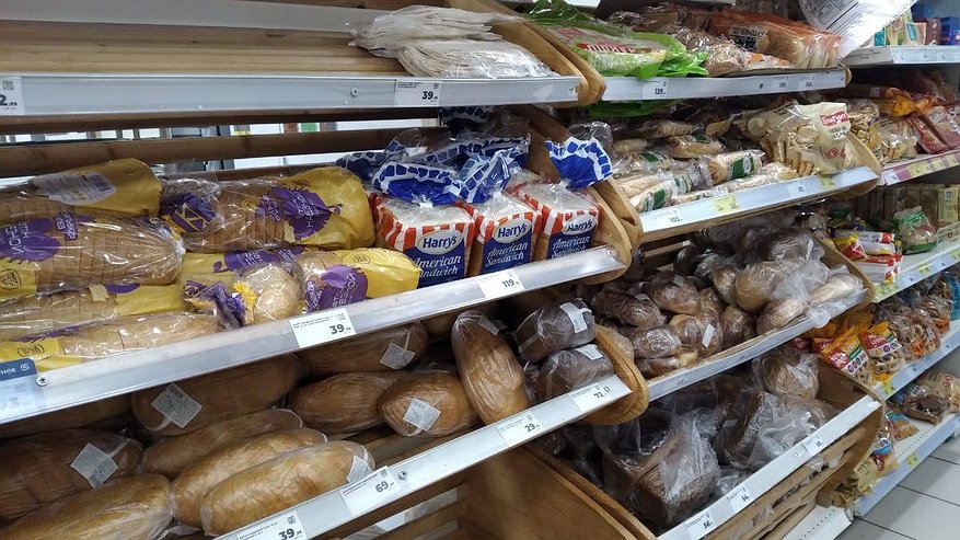 Главная картинка новости: Хлебная карма: почему русские готовы есть с хлебом даже хлеб