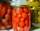 Съедают быстрее, чем успеваю закатать: мой рецепт «сладких» томатов, которые тают во рту