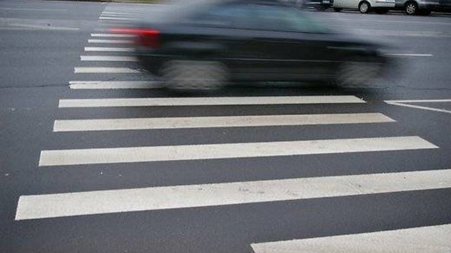 Главная картинка новости: "Осторожно, зебра!": ошибка, которая обходится водителям в 2500 рублей — проверьте себя прямо сейчас