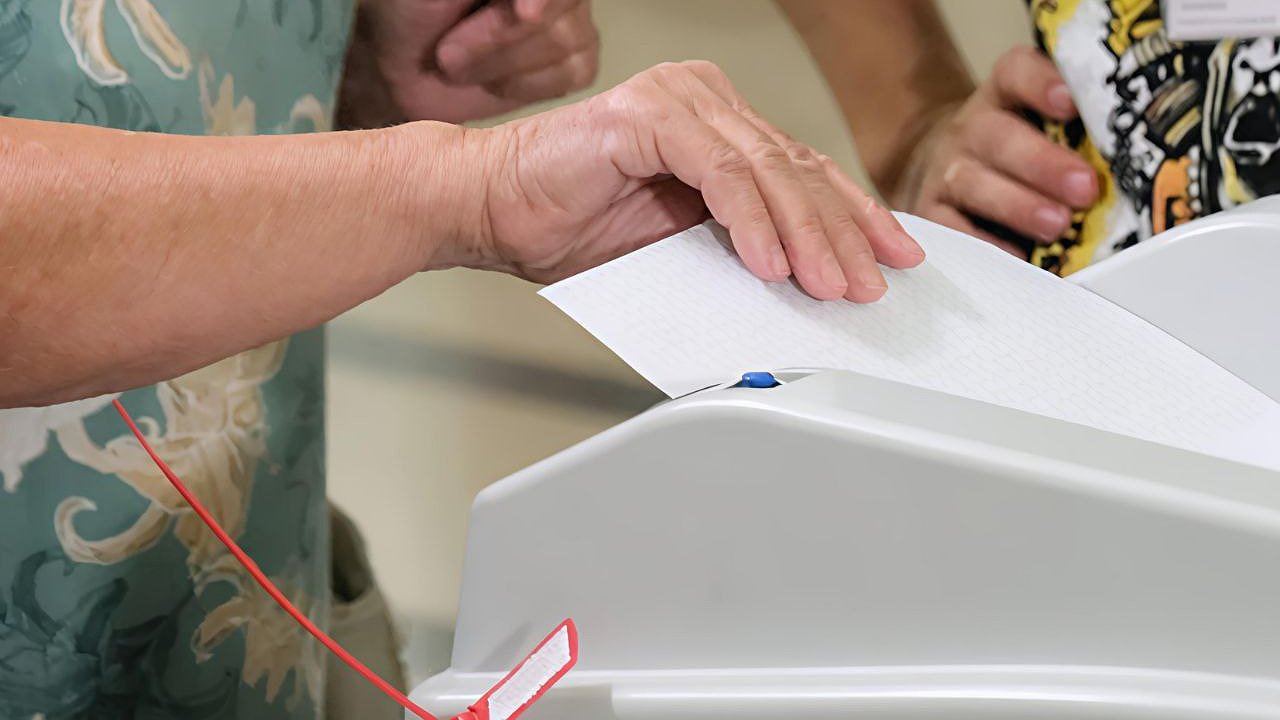 Главная картинка новости: Вениамин Кондратьев лидирует на выборах губернатора Краснодарского края