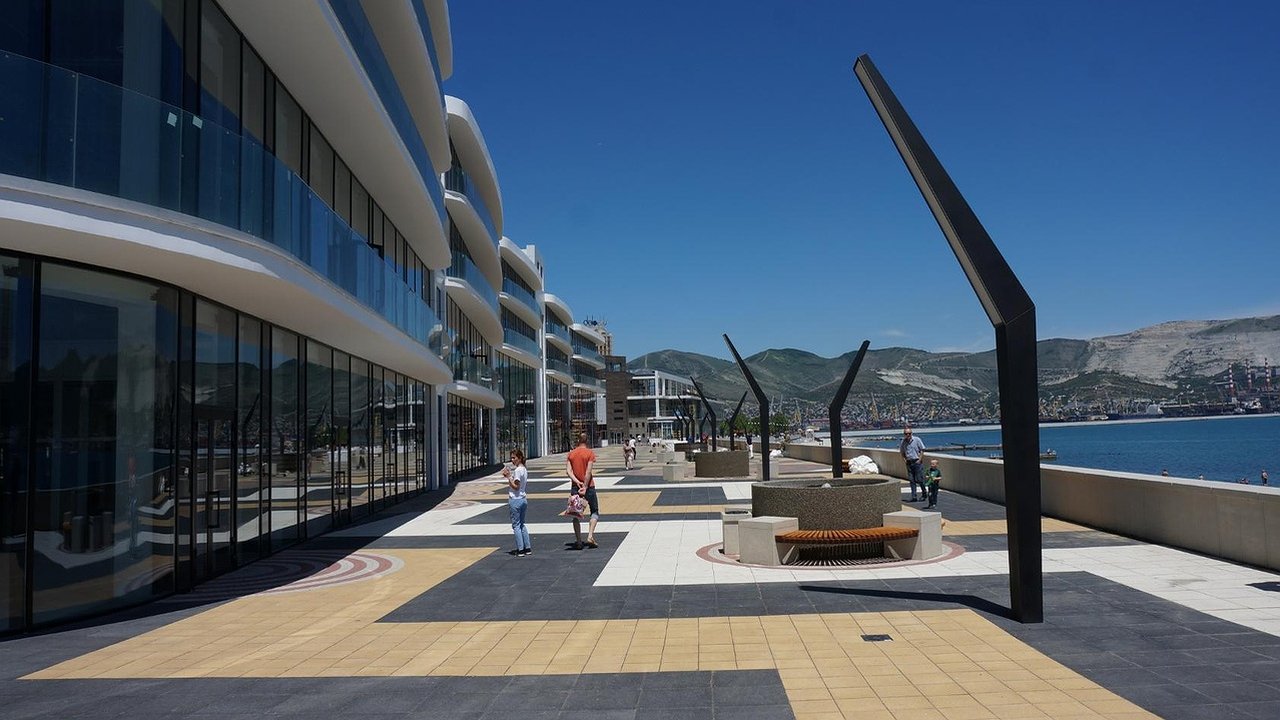 Главная картинка новости: Кубань накрывает ветром: в начале недели на побережье ожидается штормовой порыв до 18 м/с