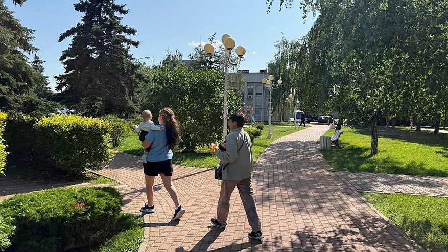 Главная картинка новости: Козероги расстроятся поведению близкого человека, Скорпионам пригодятся старые связи, а Близнецам советуют встать пораньше