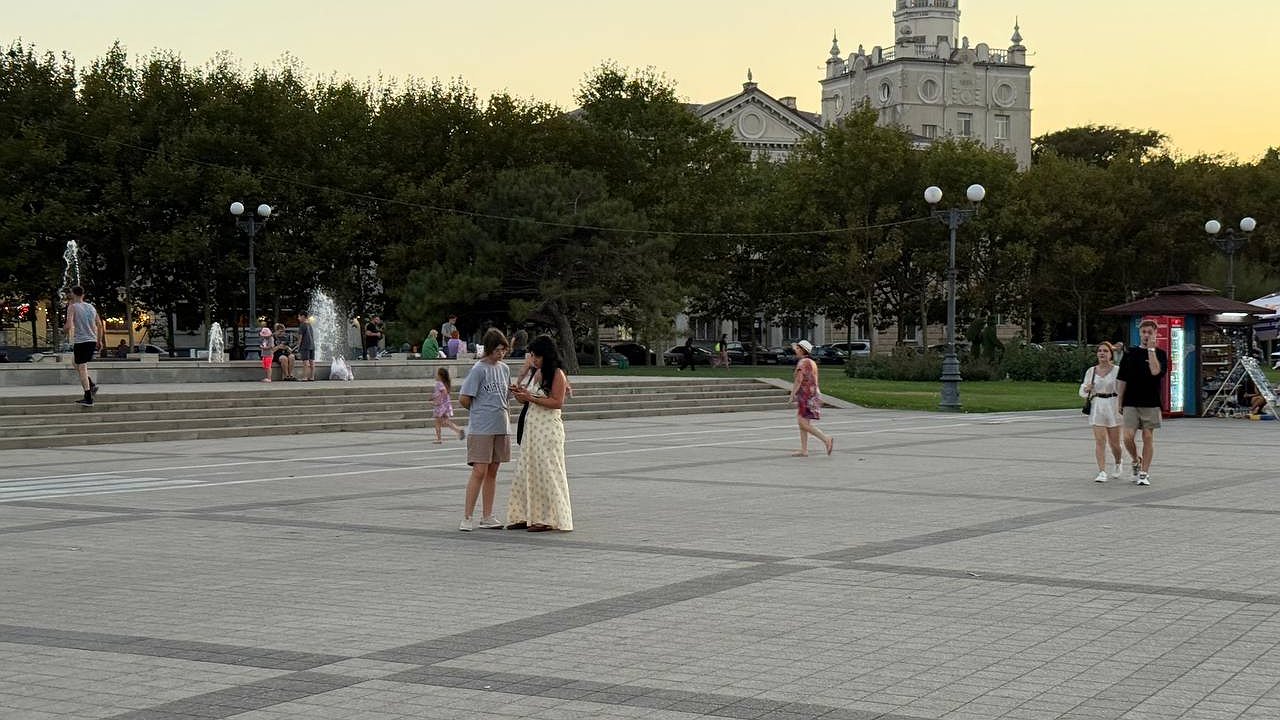 Главная картинка новости: От зноя к прохладе: Новороссийск ждет резкое похолодаение после жары