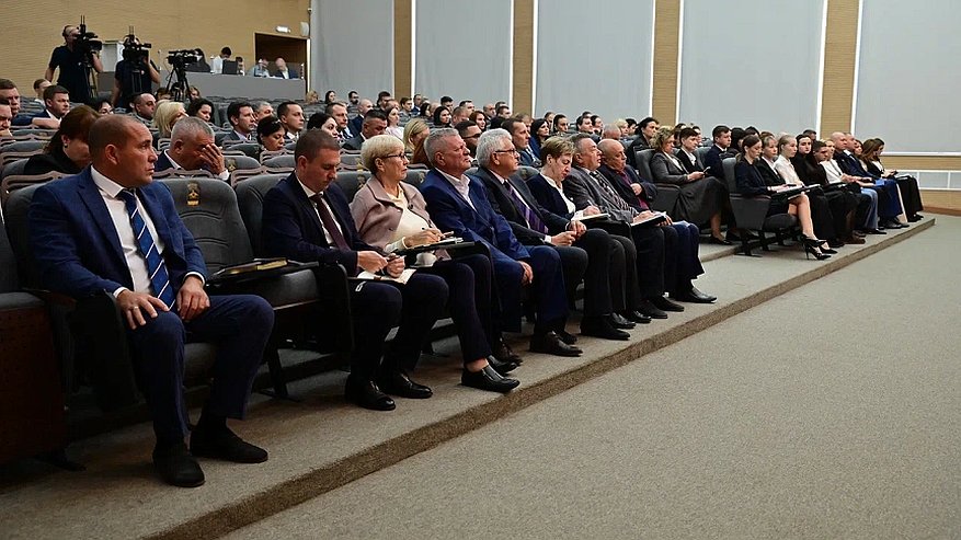 Главная картинка новости: Новороссийск: восстановление после ЧП, успехи летнего сезона и важные напоминания для жителей