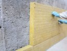Утеплить квартиру без ремонта — реально: строитель показал хитрость с плёнкой на окнах