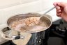Миниатюра новости: Зачем советские повара добавляли масло в воду при варке круп — научное объяснение старого кулинарного лайфхака