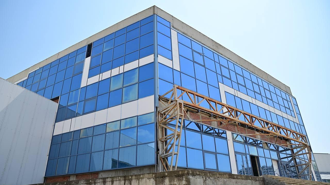 Главная картинка новости: Долгострою нашли применение: недостроенный Дворец спорта в Новороссийске может стать гимнастическим центром