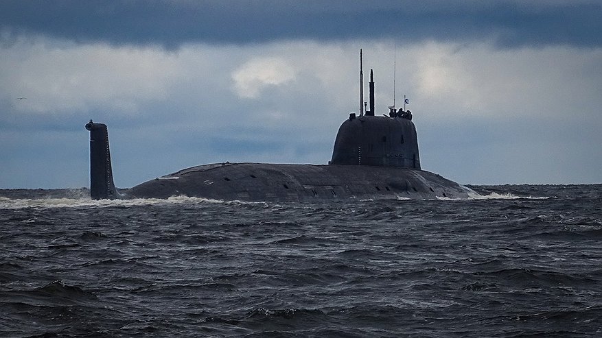 Главная картинка новости: ЧФ опроверг сообщения НАТО о неисправности подлодки «Новороссийск» у берегов Франции