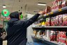 Миниатюра новости: С 15 октября эти товары станут бесплатными: «Пятёрочка» объявила о новом решении для покупателей
