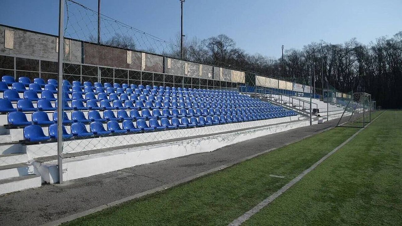 Главная картинка новости: Реконструкция стадиона в Новороссийске оценивается в 1,5 млрд рублей: почему первоначальная смета выросла втрое