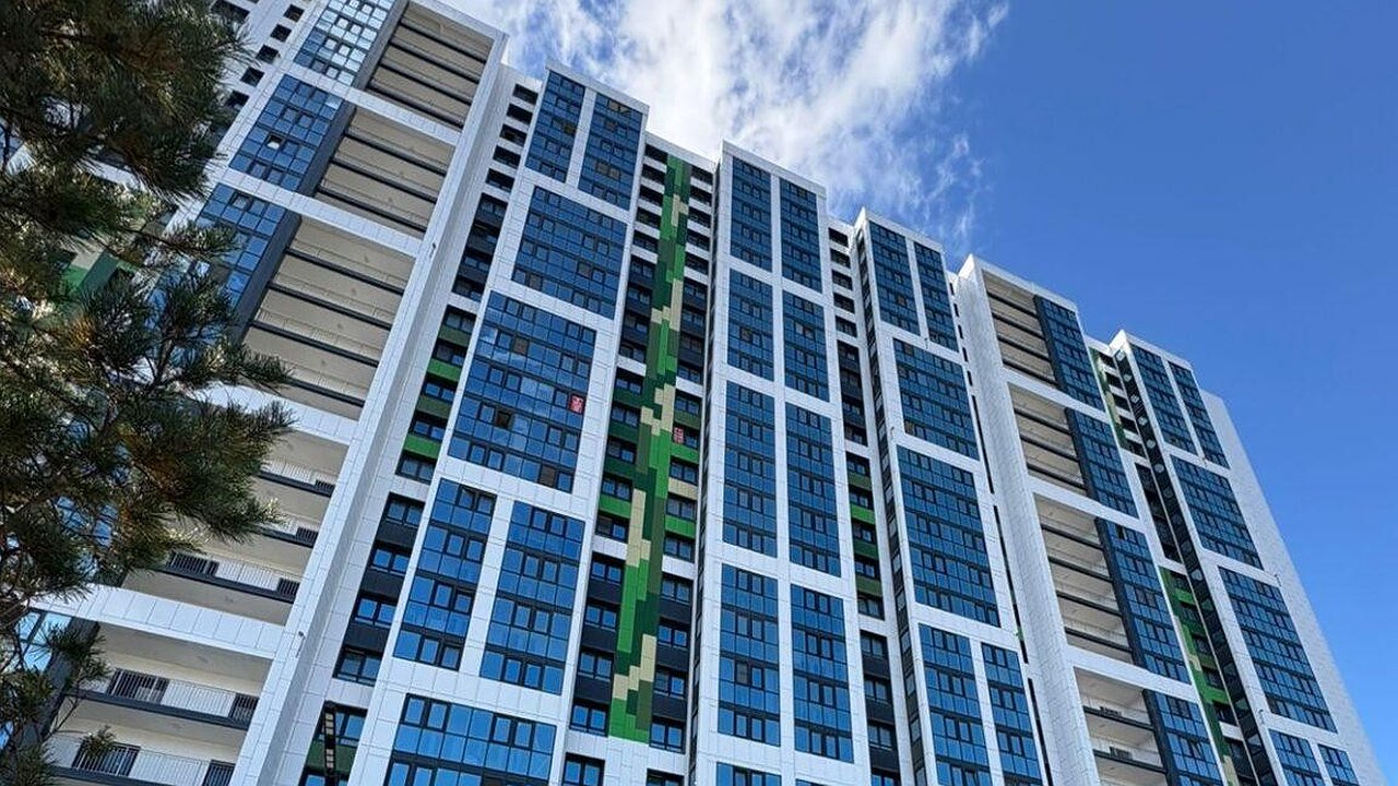 Главная картинка новости: Почти сутки без света и воды: сотни жителей Новороссийска замерзают в темных квартирах из-за аварии на электросетях