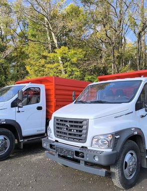 Ремонт фонарей и уборка мусора: в Новороссийске обновили коммунальную технику