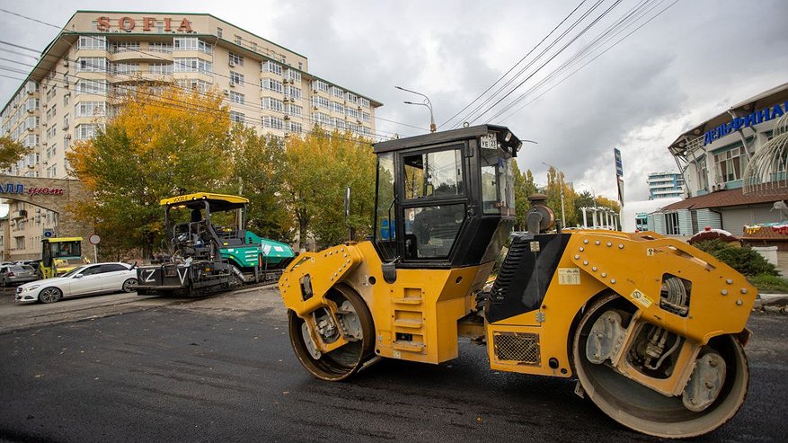 Главная картинка новости: Масштабное обновление: в Анапе восстановят более 30 километров дорог, поврежденных при ликвидации ЧС