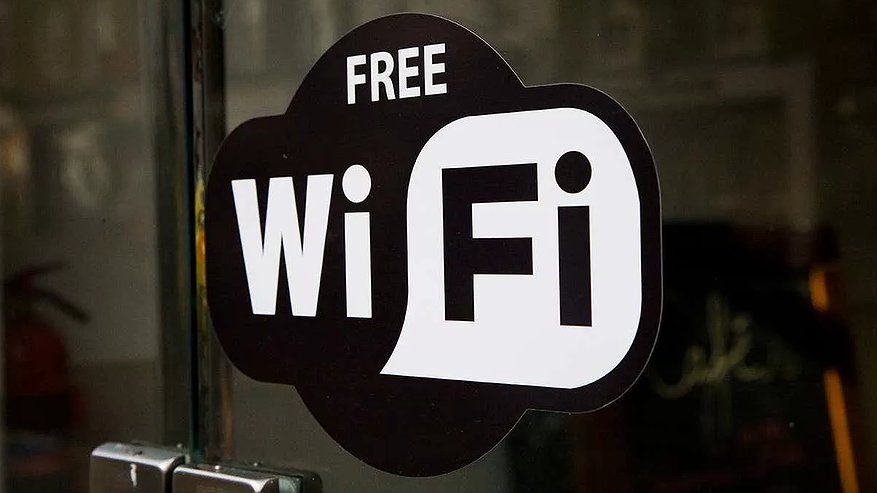 Главная картинка новости: Поиск общедоступного интернета в центре Новороссийска: проверка на практике