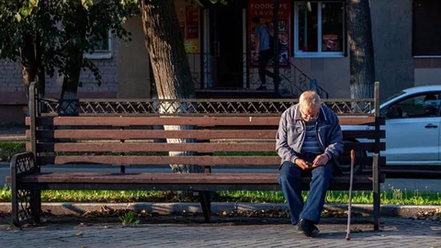 Главная картинка новости: Защита от мошенников: на «Госуслугах» появилась новая льгота для людей старше 50