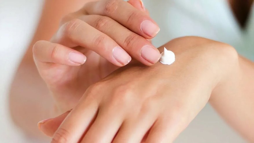 Главная картинка новости: Достойная альтернатива дорогой косметике: три чудо-рецепта с копеечным продуктом для вашей красоты