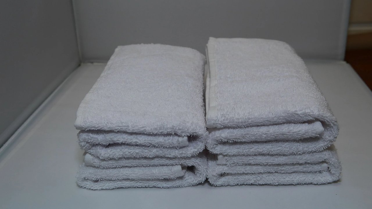 Главная картинка новости: Вываривание полотенец — прошлый век: 2 ложки на таз, и они снова как новые