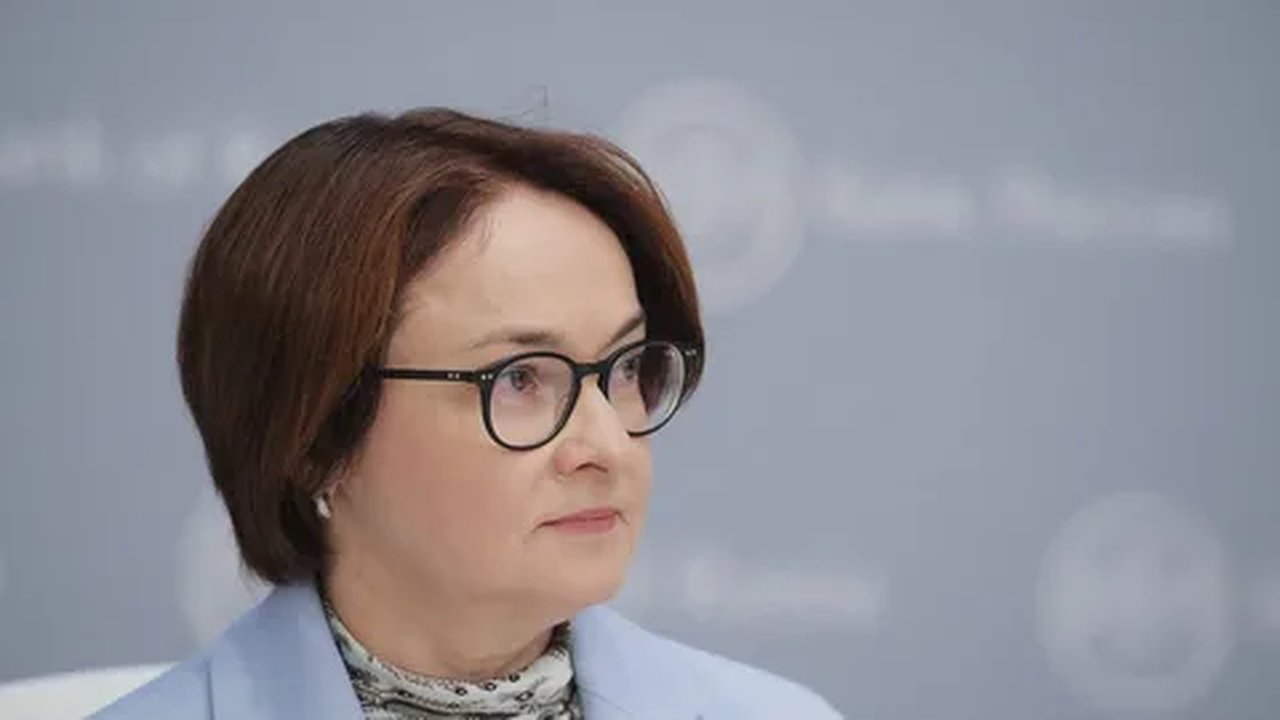 Главная картинка новости: Глава ЦБ Набиуллина назвала срок, когда инфляция опустится до 4%