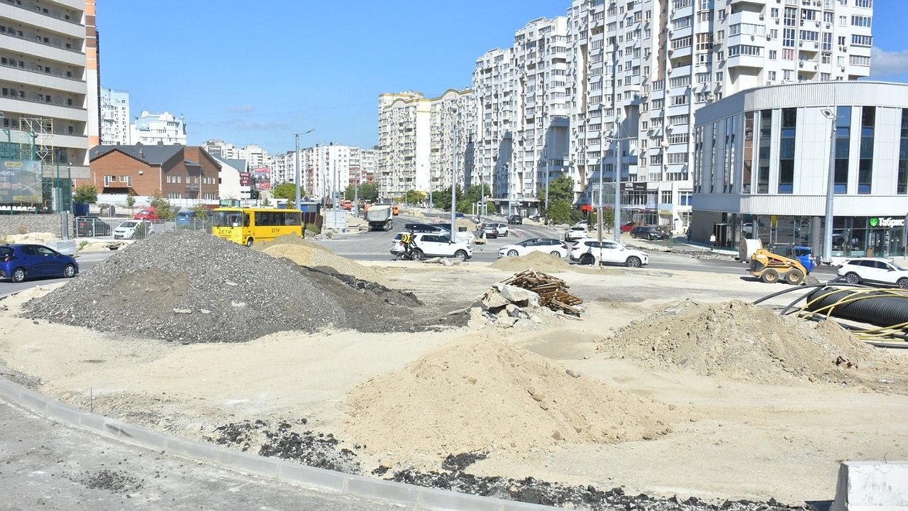 Главная картинка новости: В Новороссийске подтвердили декабрьский срок завершения строительства развязки за 565 млн рублей