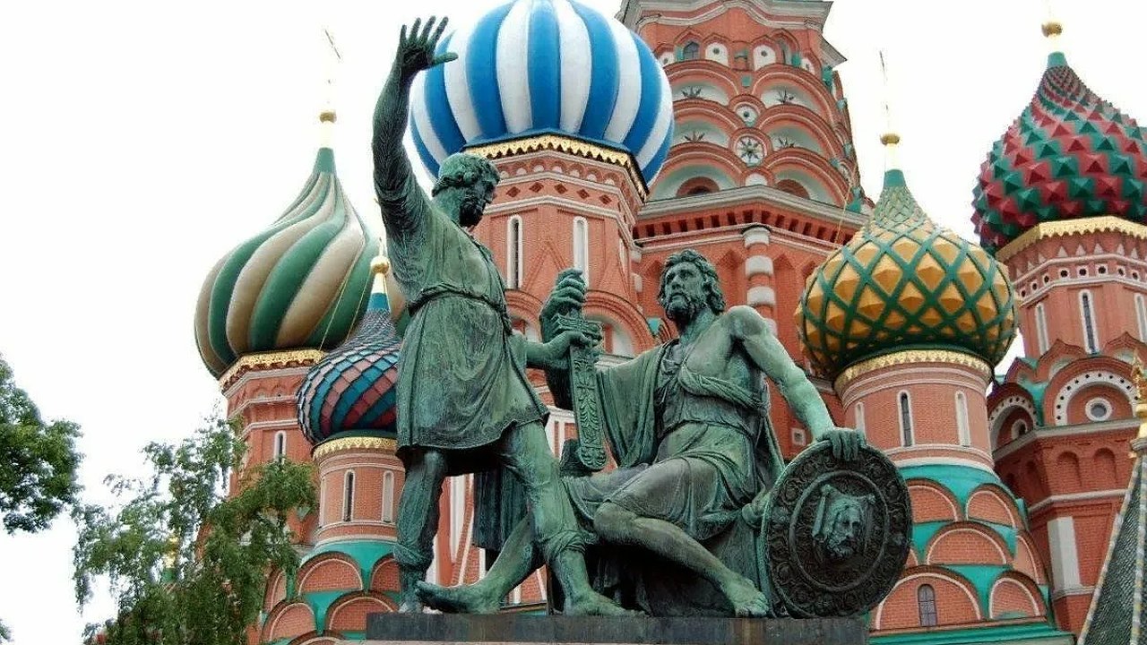 Главная картинка новости: Концерты, фестивали и открытие Дома дружбы: афиша празднования 4 ноября в Новороссийске