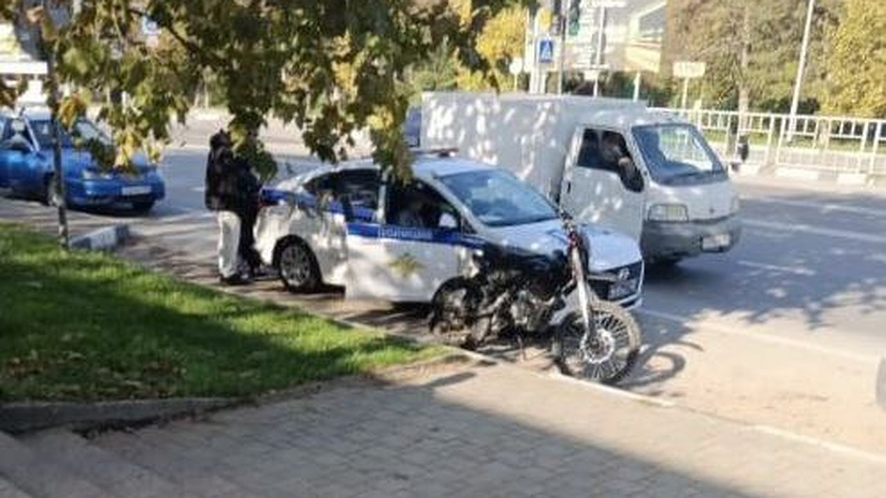 Главная картинка новости: В Новороссийске подросток задержан за управление мотоциклом без документов