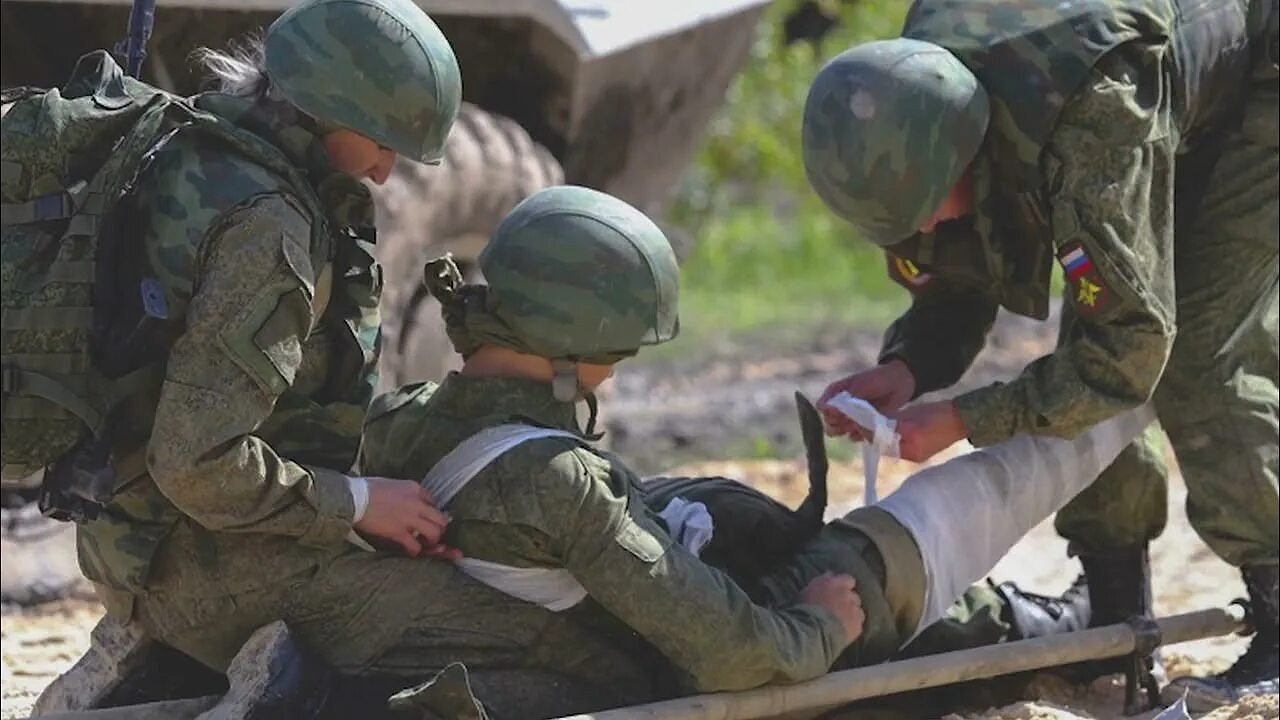 Главная картинка новости: Новороссийских школьников начнут обучать первой помощи по примеру бойцов СВО