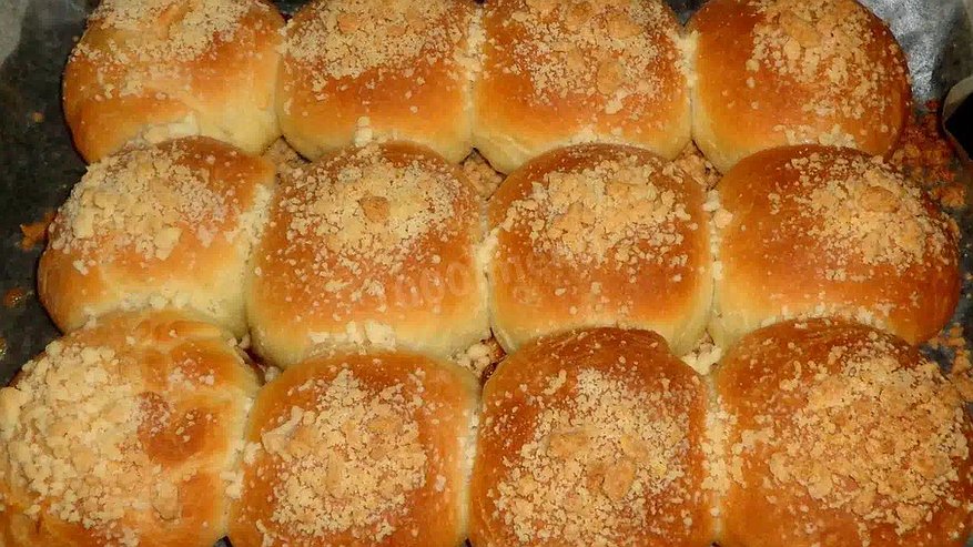 Главная картинка новости: Выпечка намертво прилипла к пергаменту: кондитер раскрыла до смешного простой способ всё спасти