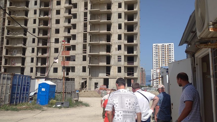 Главная картинка новости: В Новороссийске дольщики ЖК «Надежда» признаны потерпевшими по уголовному делу