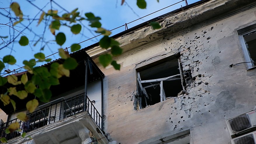 Главная картинка новости: Новые данные: число поврежденных квартир в Новороссийске после атаки БПЛА увеличилось до 82