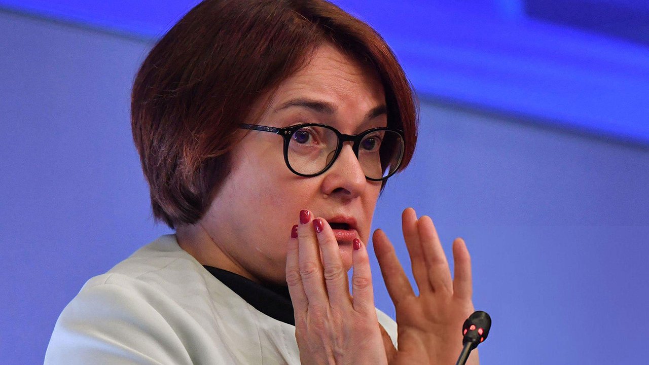 Главная картинка новости: «Перестарались»: ЦБ признал излишнюю жесткость блокировок счетов россиян