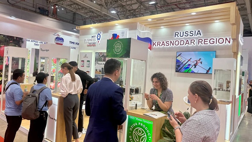 Главная картинка новости: От Кубани до Вьетнама: заключены первые контракты на поставку сельхозпродукции