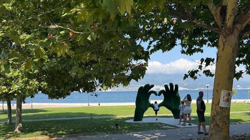 Главная картинка новости: Туристический бум в Новороссийске: за год город принял более 1,3 миллиона гостей