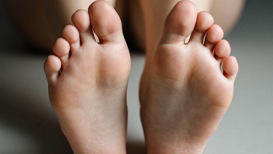 Главная картинка новости: После этого средства пятки стали мягче, чем у младенца: не нужны ни пемза, ни мази