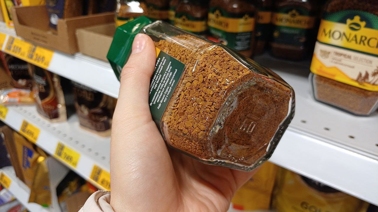 Главная картинка новости: Росконтроль назвал самый качественный растворимый кофе: покупайте хоть по 5 пачек — чистый состав