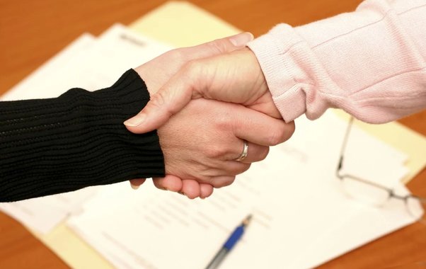 Как оформить социальный контракт в Новороссийске и получить до 350 тысяч на свой бизнес: история 1600 успешных семей