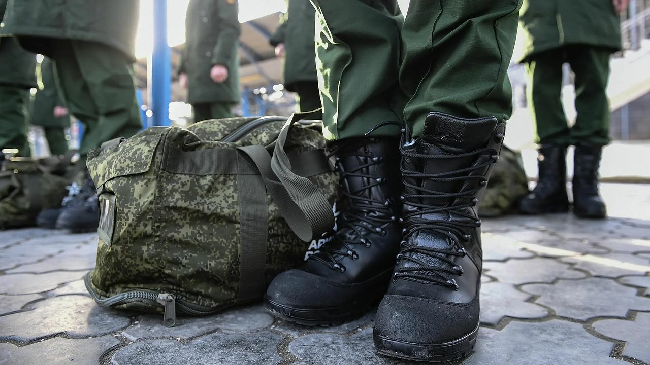 Главная картинка новости: Почти 5,6 млн за первый год: какие выплаты ждут контрактников из Краснодарского края