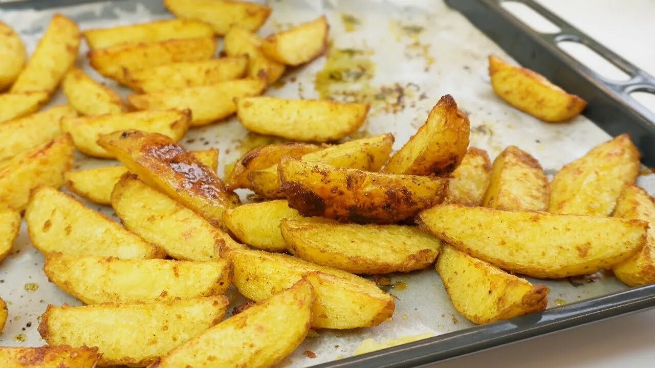 Главная картинка новости: Картошка по-деревенски: мой секрет хрустящей корочки и рассыпчатой мякоти