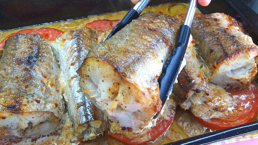 Главная картинка новости: Ваш план ужина на неделю: 7 рецептов рыбы в духовке — быстро, полезно и не мыть жирную сковороду