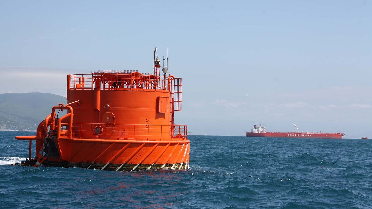 Главная картинка новости: Удар по Новороссийску — удар по всему миру: атаки на КТК взвинтили мировые цены на энергоресурсы