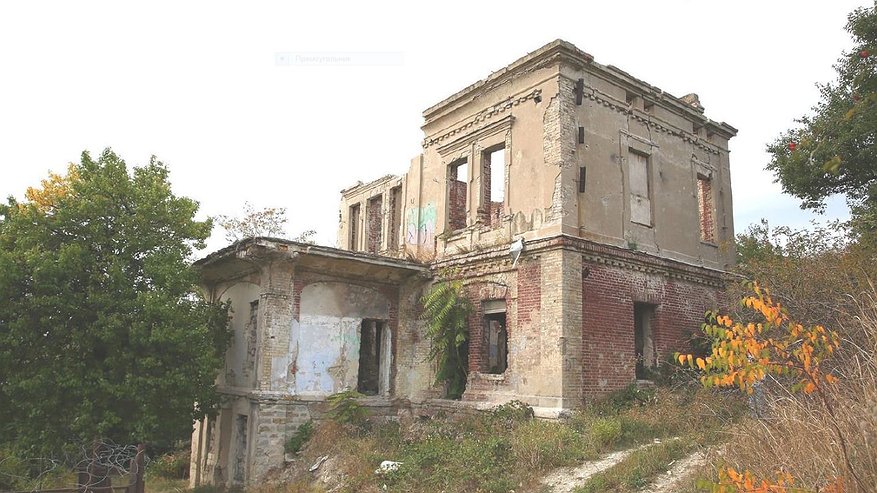 Главная картинка новости: Историческую дачу в Новороссийске выставят на аукцион за символический рубль