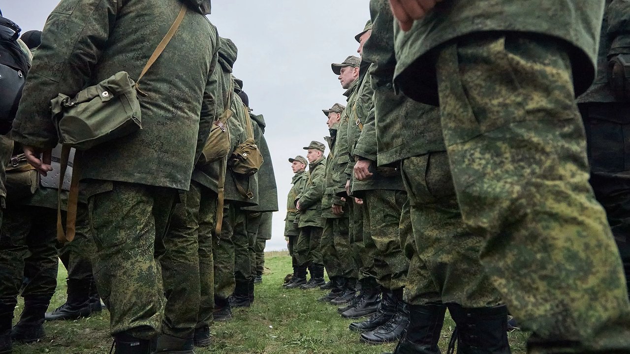 Главная картинка новости: Принят закон о штрафах за несообщение в военкомат о смене жительства