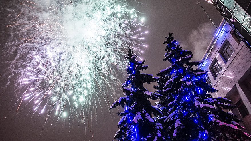 Главная картинка новости: Администрация Новороссийска просит горожан не запускать фейерверки в новогоднюю ночь