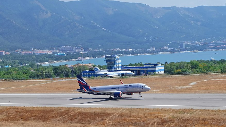 Главная картинка новости: Как попасть в Краснодар: актуальная инструкция по всем видам транспорта