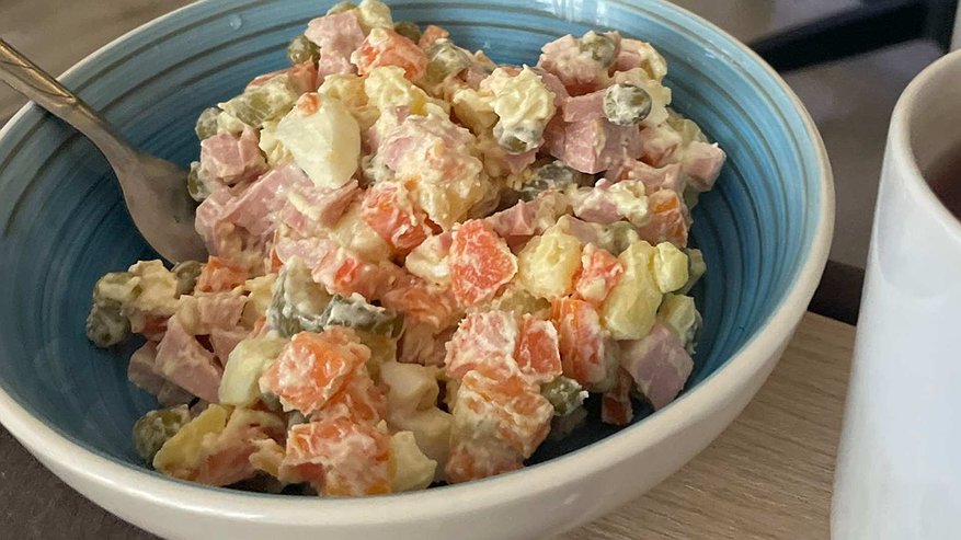 Главная картинка новости: Тихие последствия шумных праздников: какие болячки молчат, пока мы едим оливье