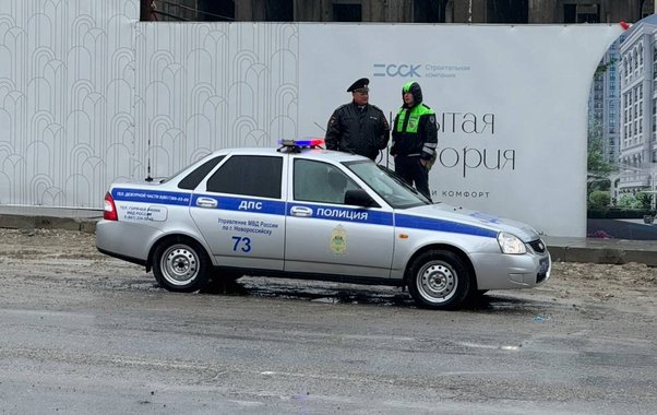 Трагедия в темноте: иномарка насмерть сбила пешехода, стоявшего на дороге в Новороссийске