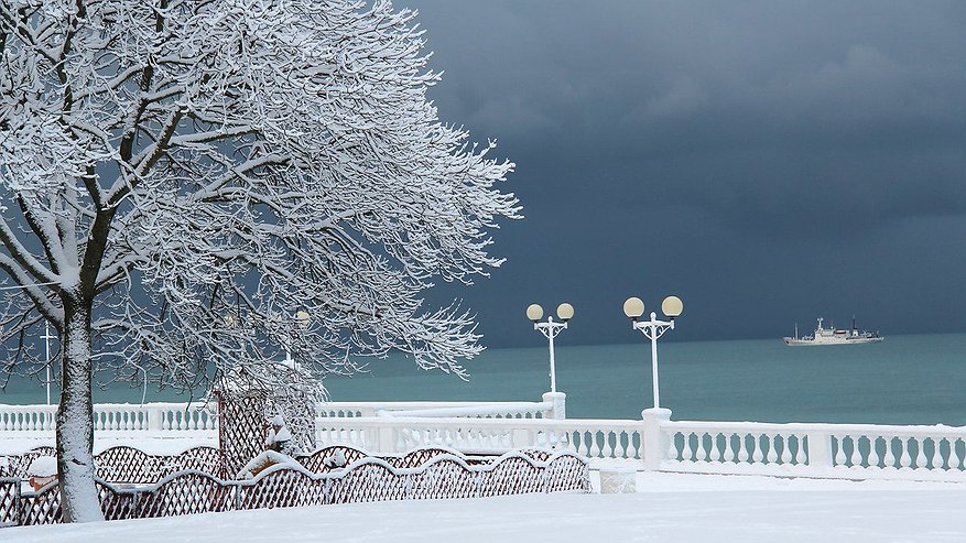 Главная картинка новости: «Поздний выбор» туристов: Геленджик попал в топ курортов для новогодних каникул-2026