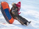 Игры на снегу обернулись травмами: в селе под Новороссийском ребенок пострадал, катаясь на тюбинге
